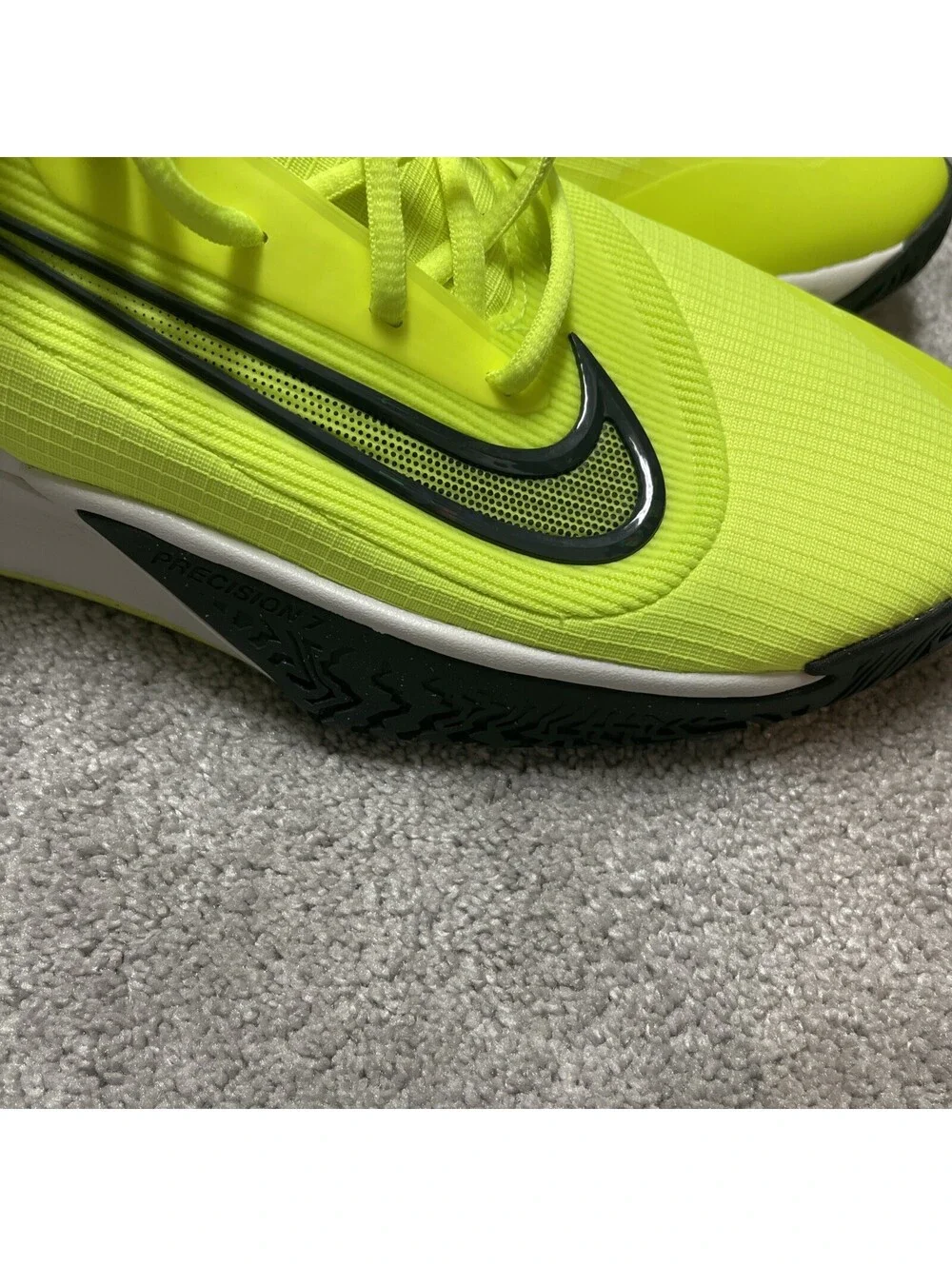 Nike product pair