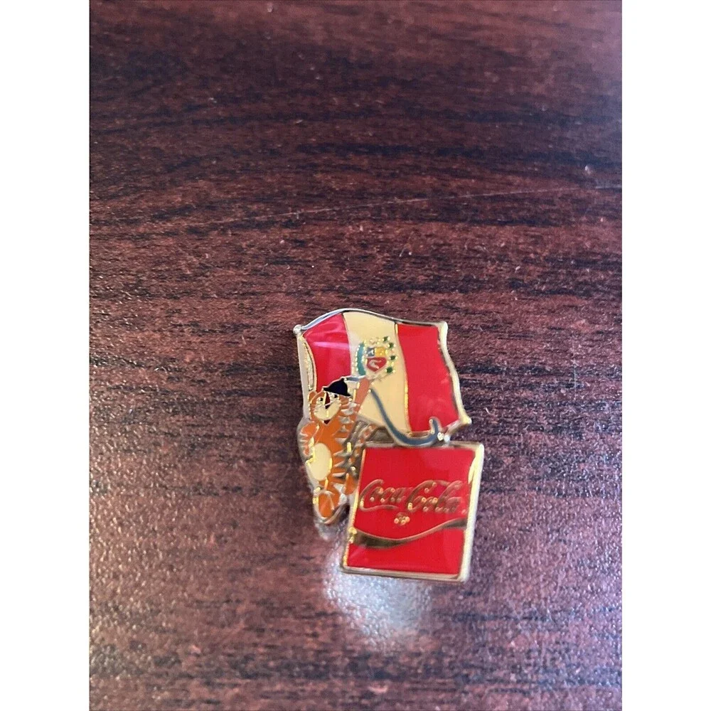 Vintage 1988 Seoul Olympics Coca Cola‎ Hodori Tiger Peru Flag Lapel Pin