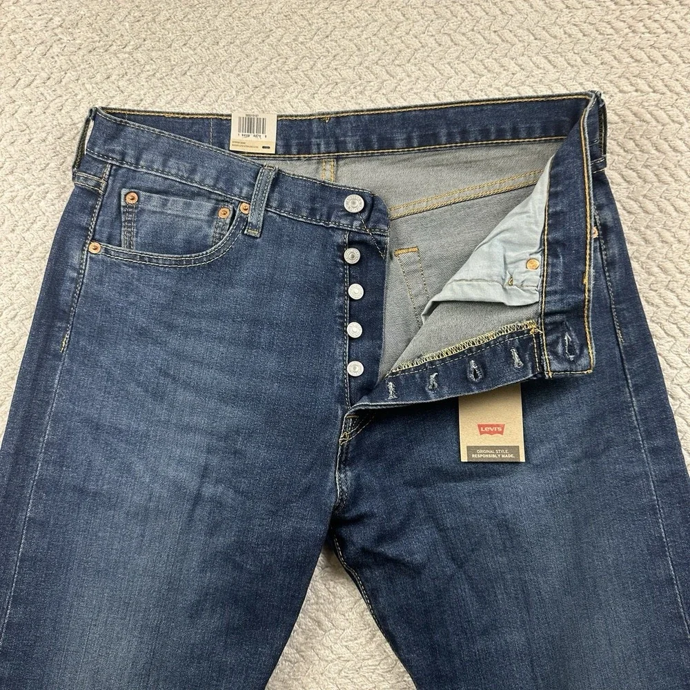 Levis measurements pictures