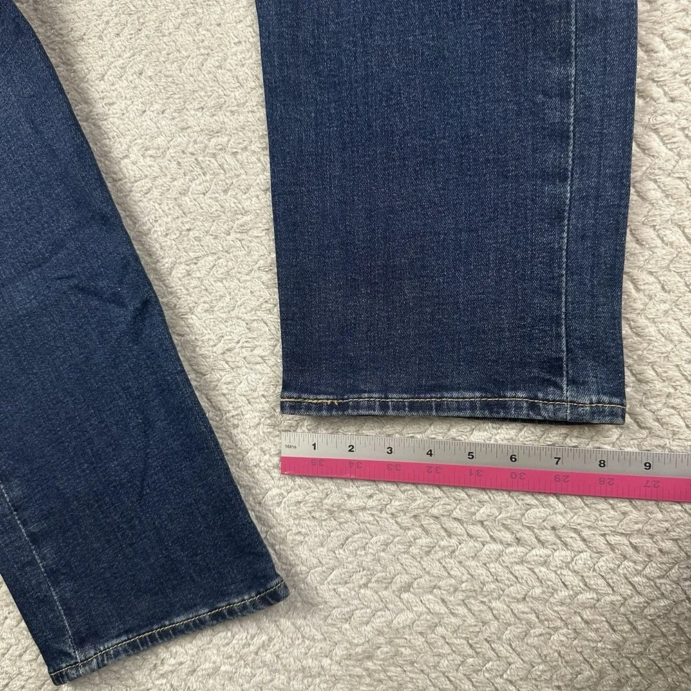 Levis measurements pictures