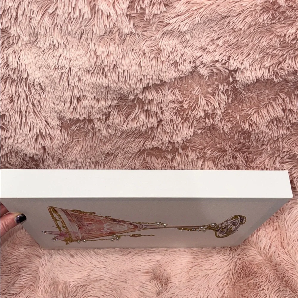 N/A luxury inspired