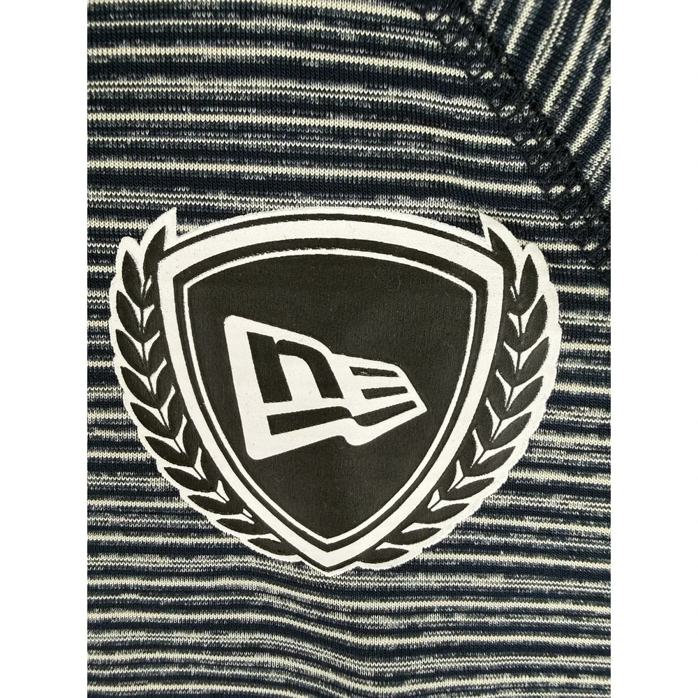 New Era Navy Blue Striped 1/4 Zip‎ Pullover Women's Size Large Thumb Holes NWT