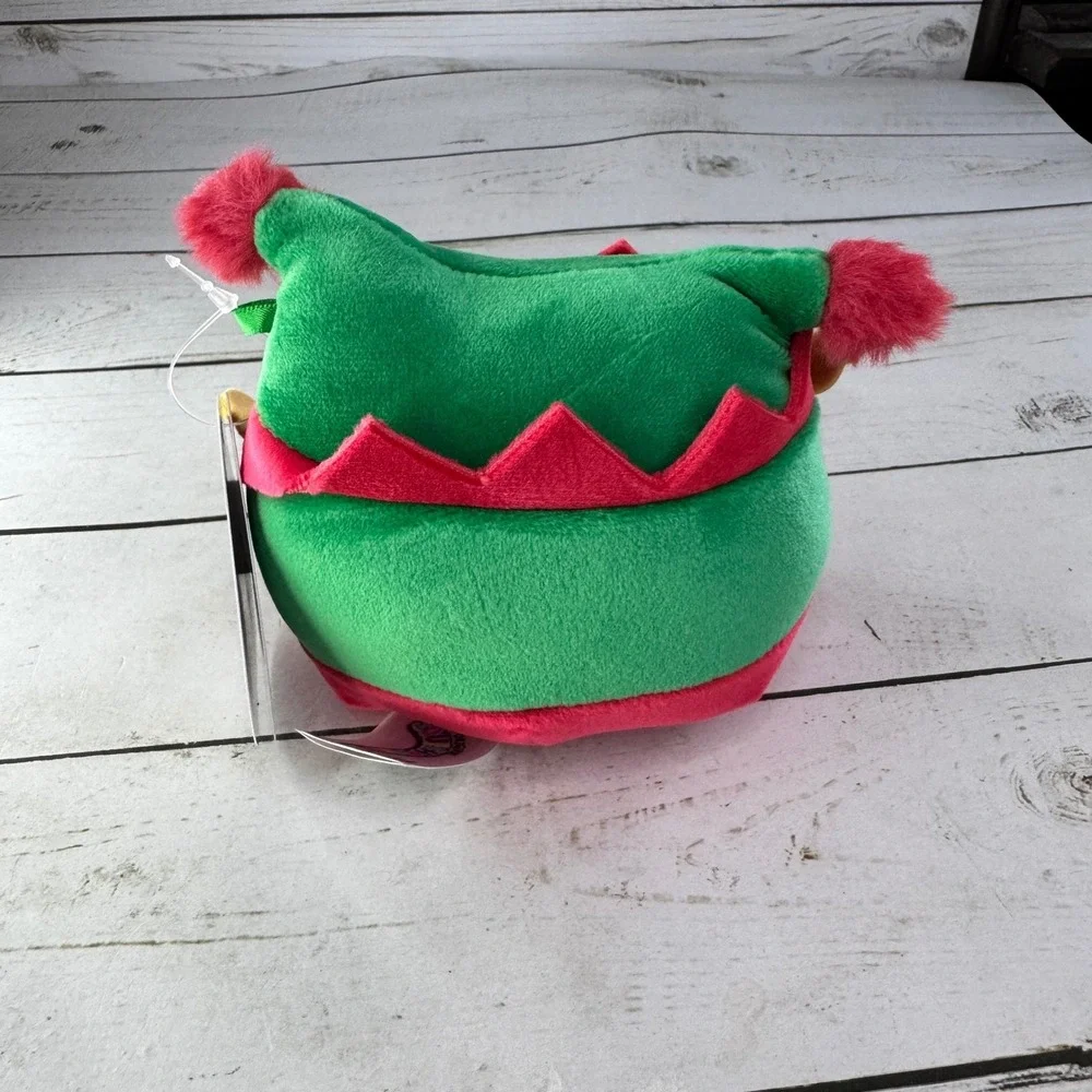 Squishmallows emmy elf