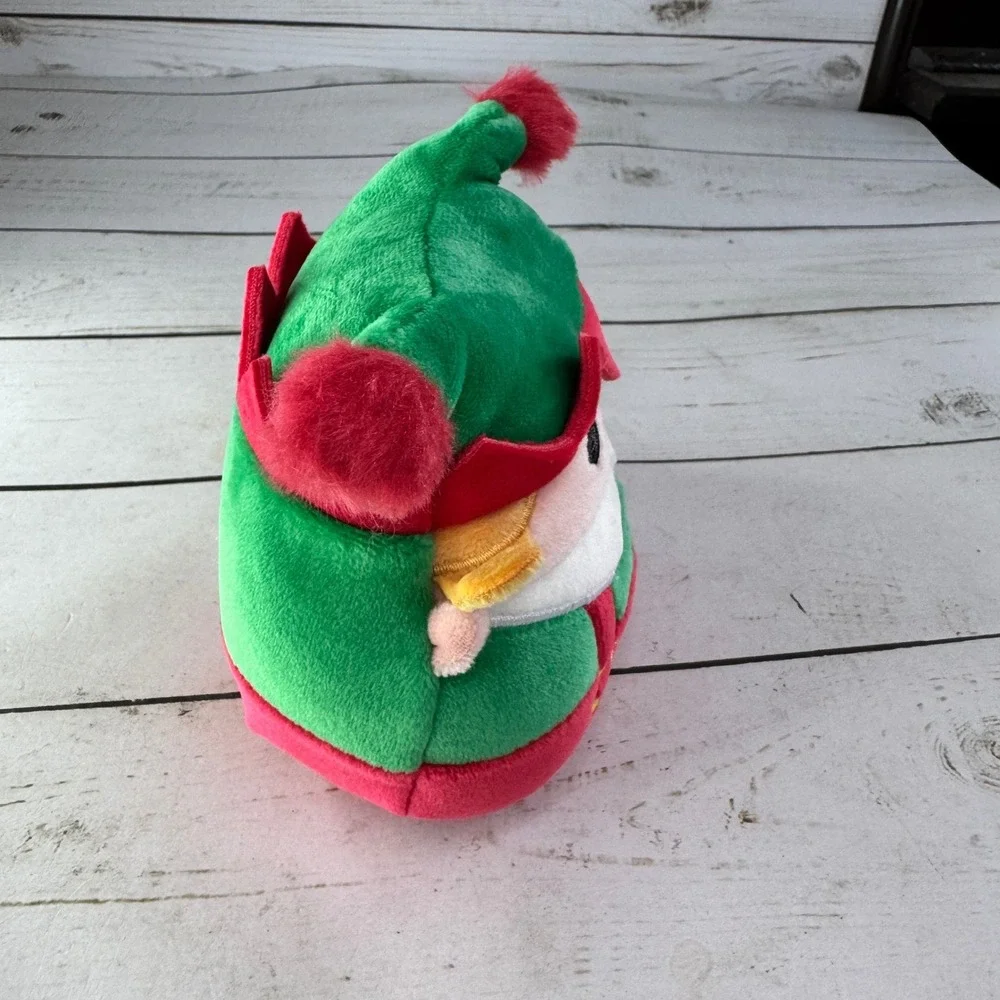 Squishmallows emmy elf