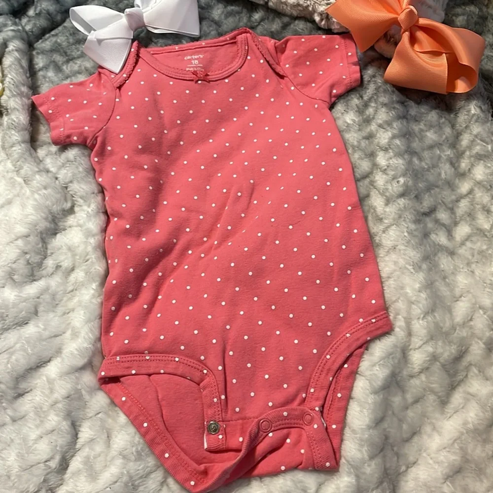 Old Navy and Carters 🌻2 baby