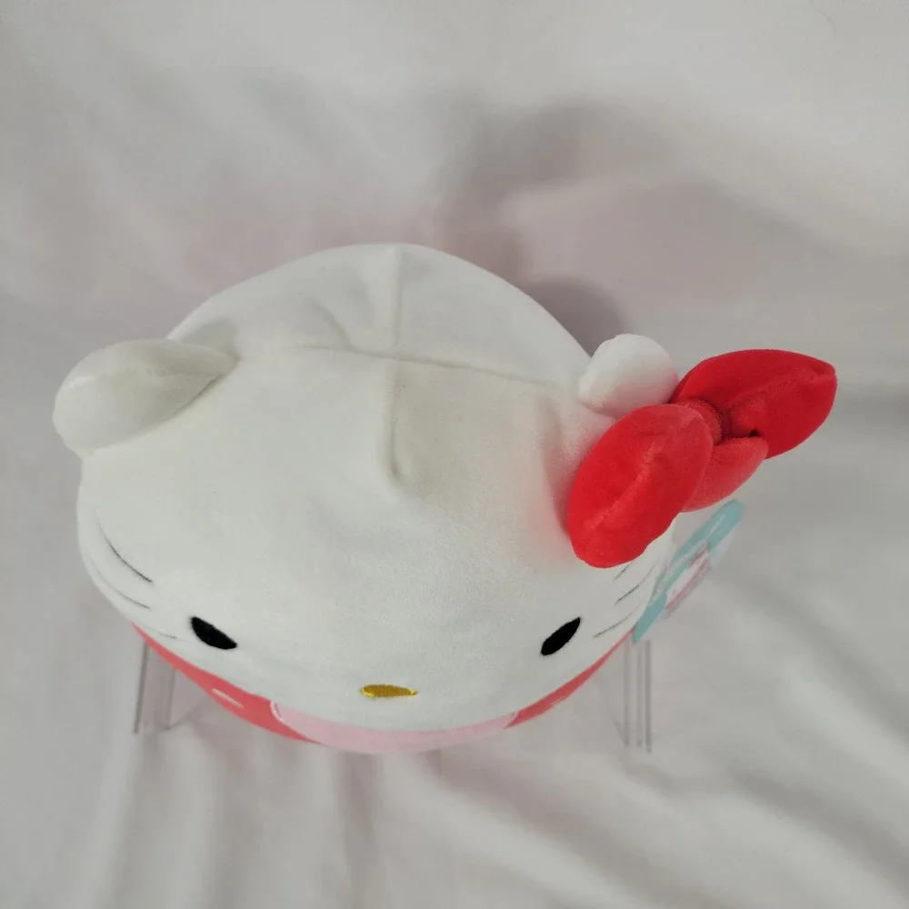 Squishmallows hello kitty