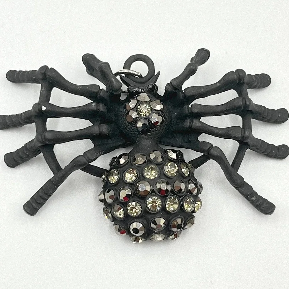 VTG Black Spider Pendant Rhinestone Gothic Halloween Statement Jewelry Charm Y2K