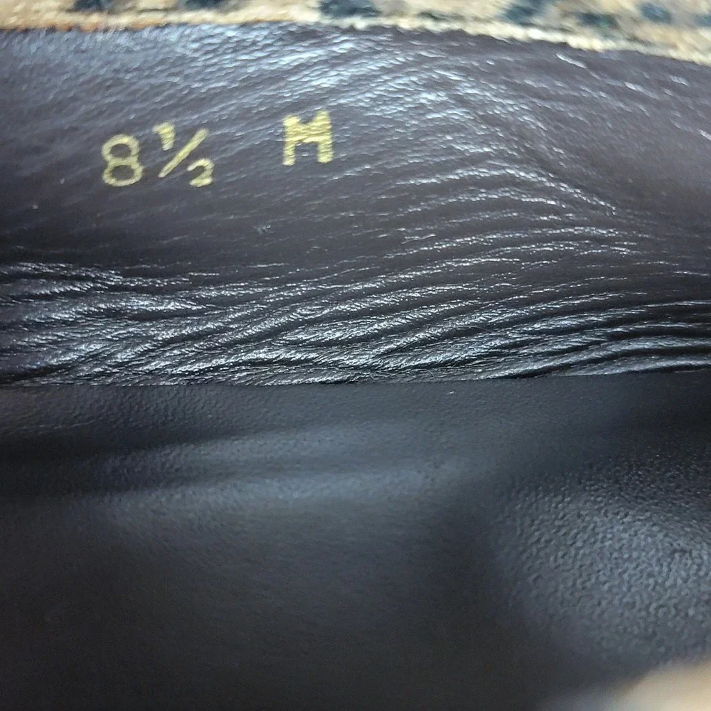 Stuart Weitzman classic driving