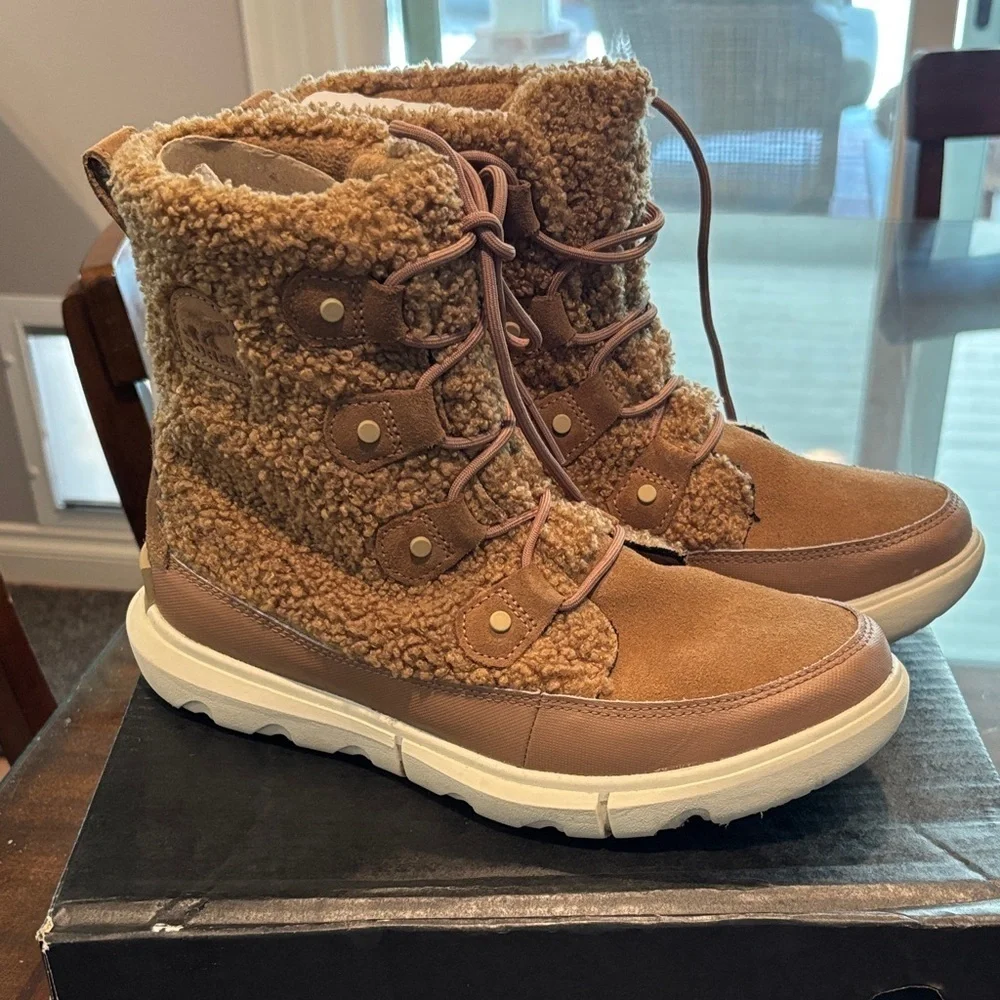 Sorel stylish brown