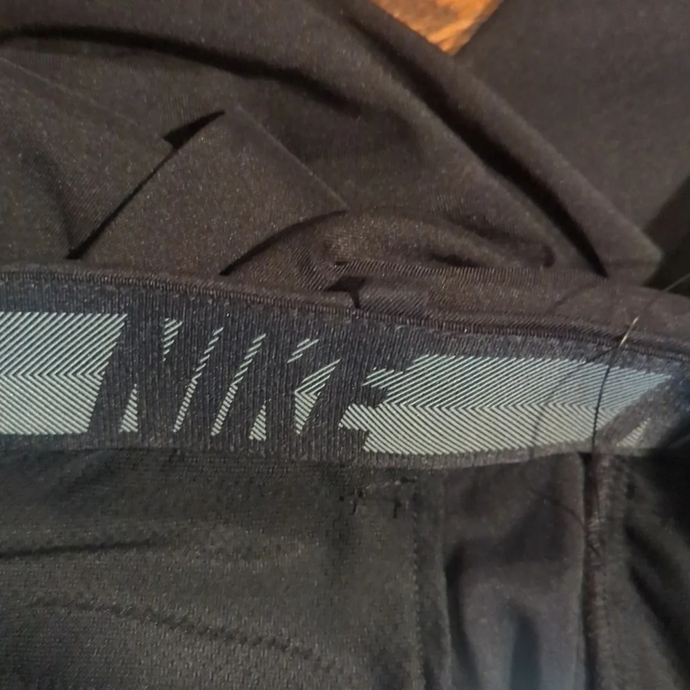 Nike classic black