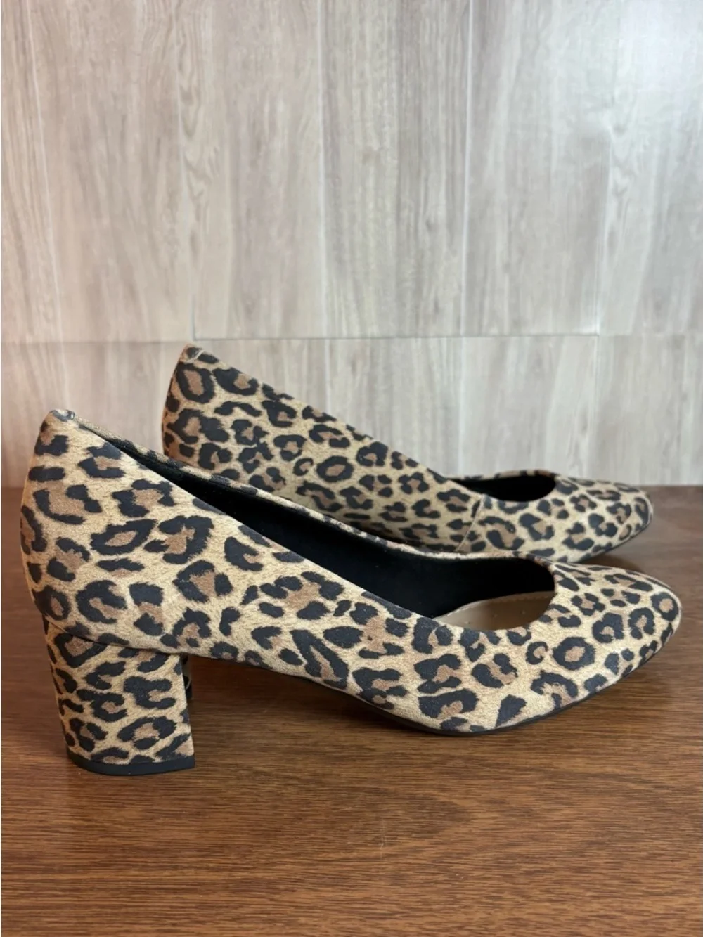 Easy Spirit chic leopard