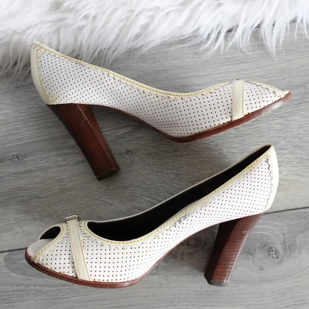 Fendi elegant peep