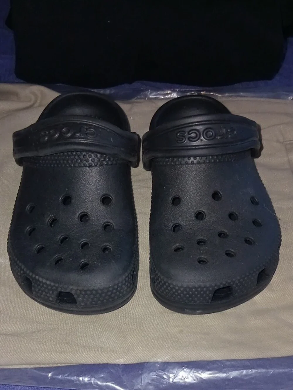 CROCS comfortable black