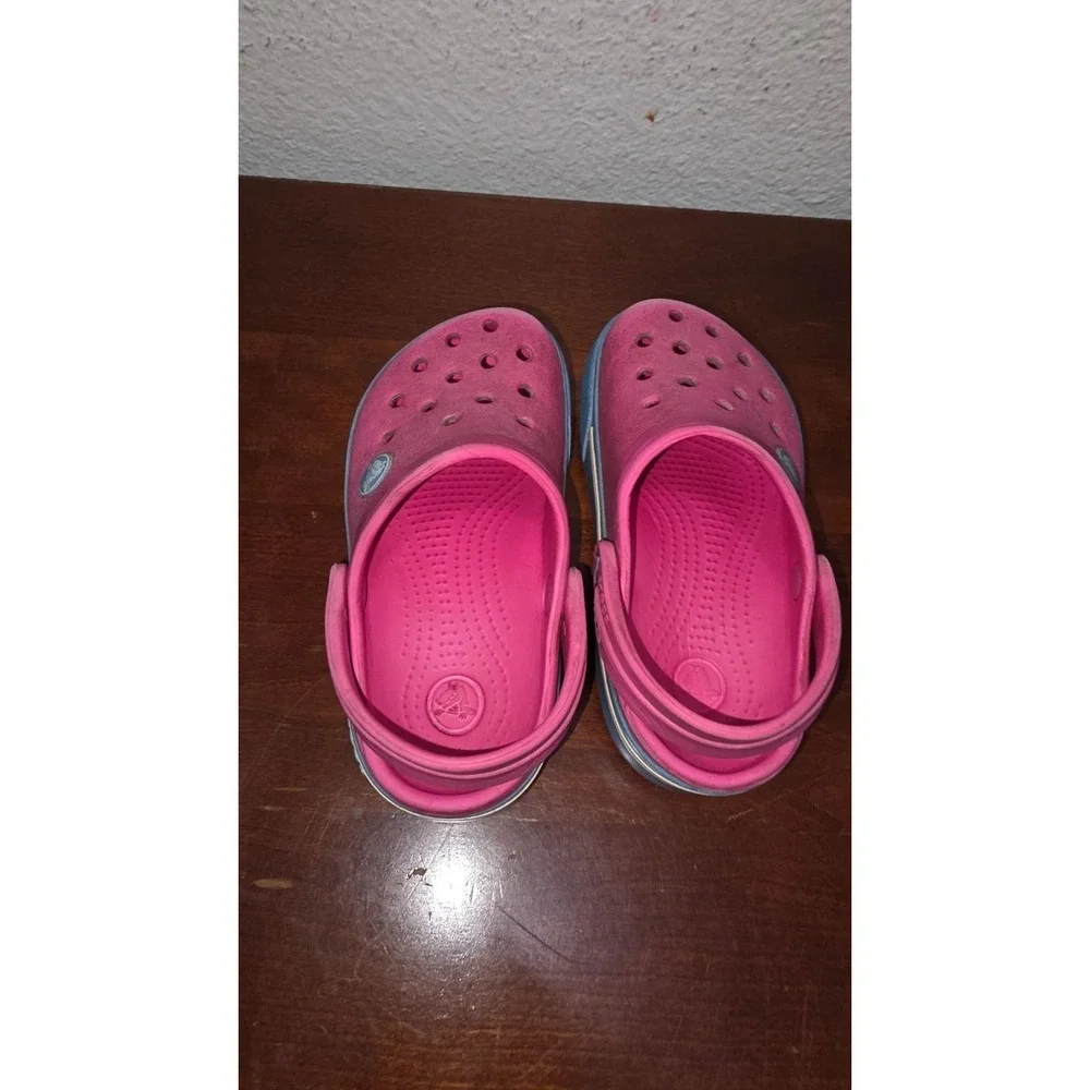 CROCS durable lightweight