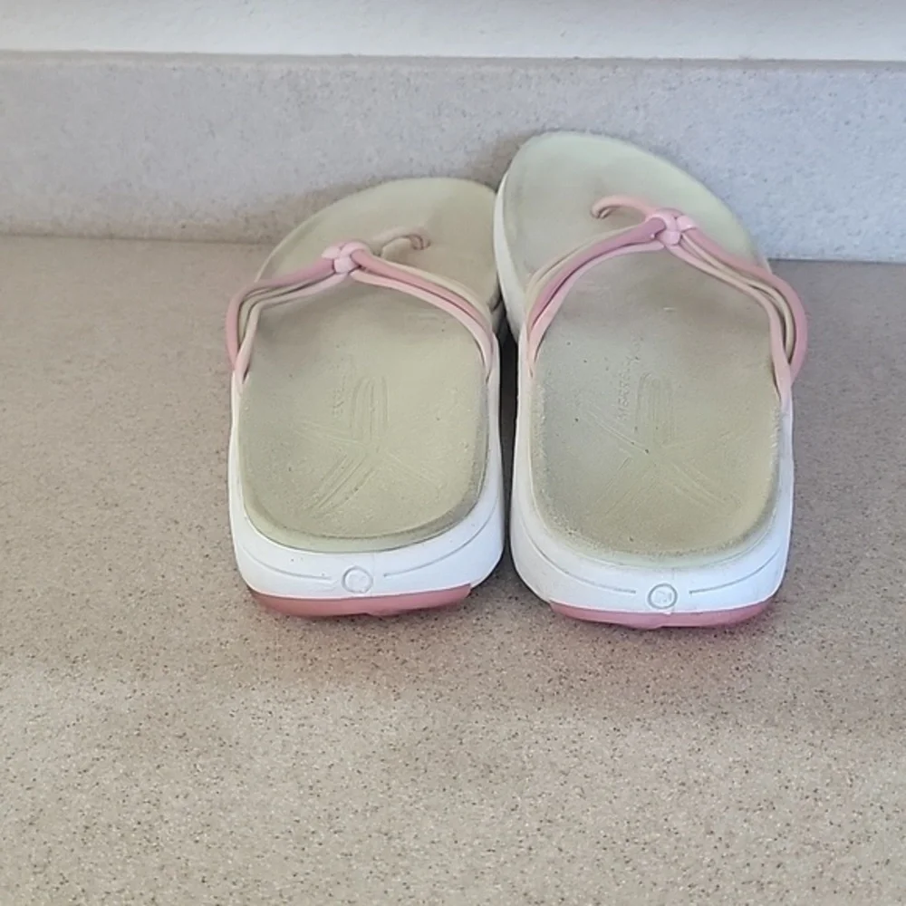 Merrell leather flip
