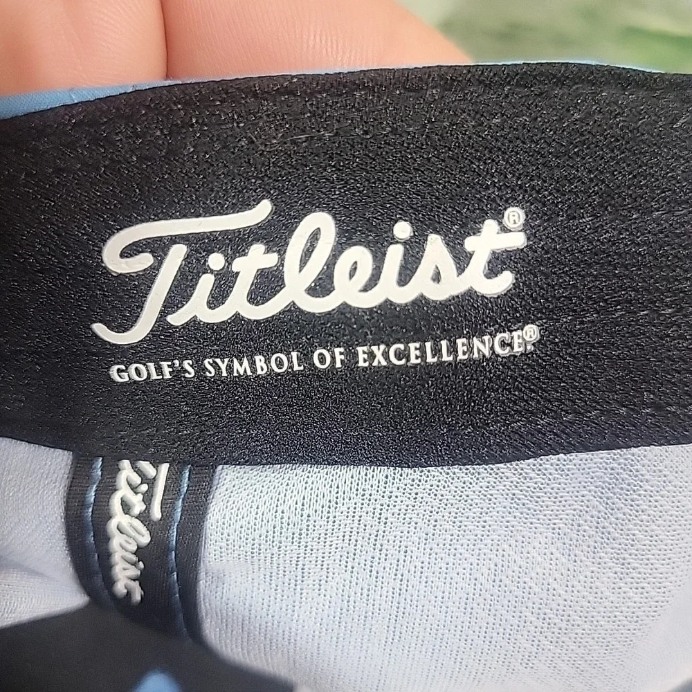 Titleist few spots
