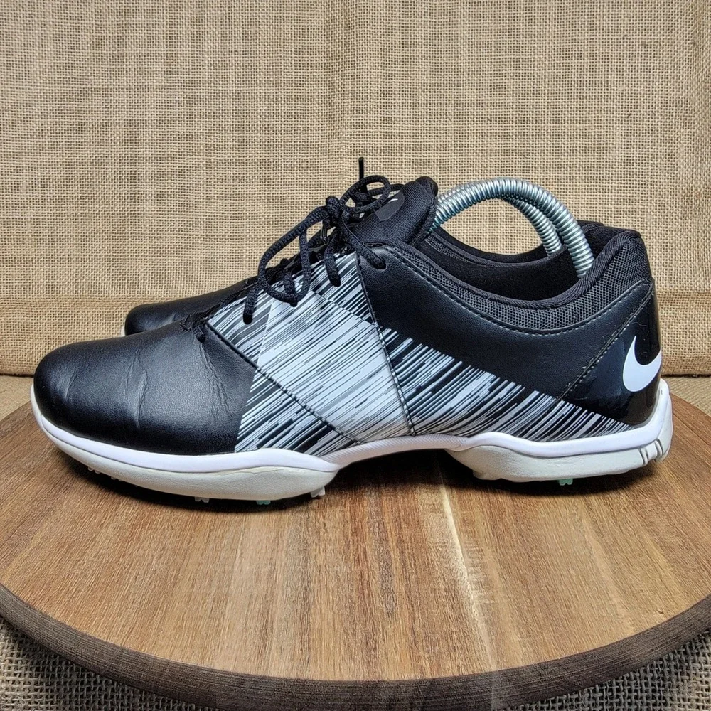 Nike delight women