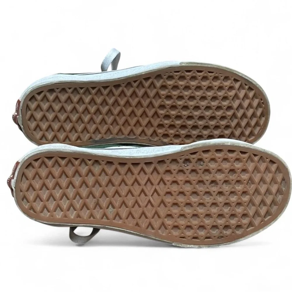 Vans stylish green
