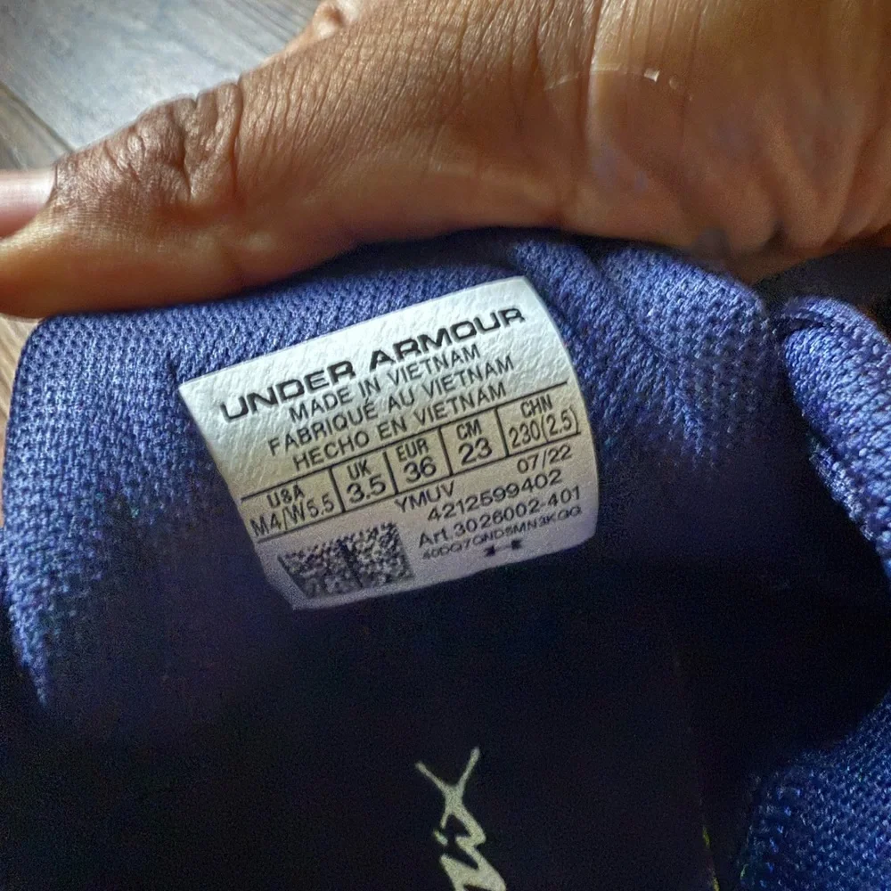 Under Armour brand new