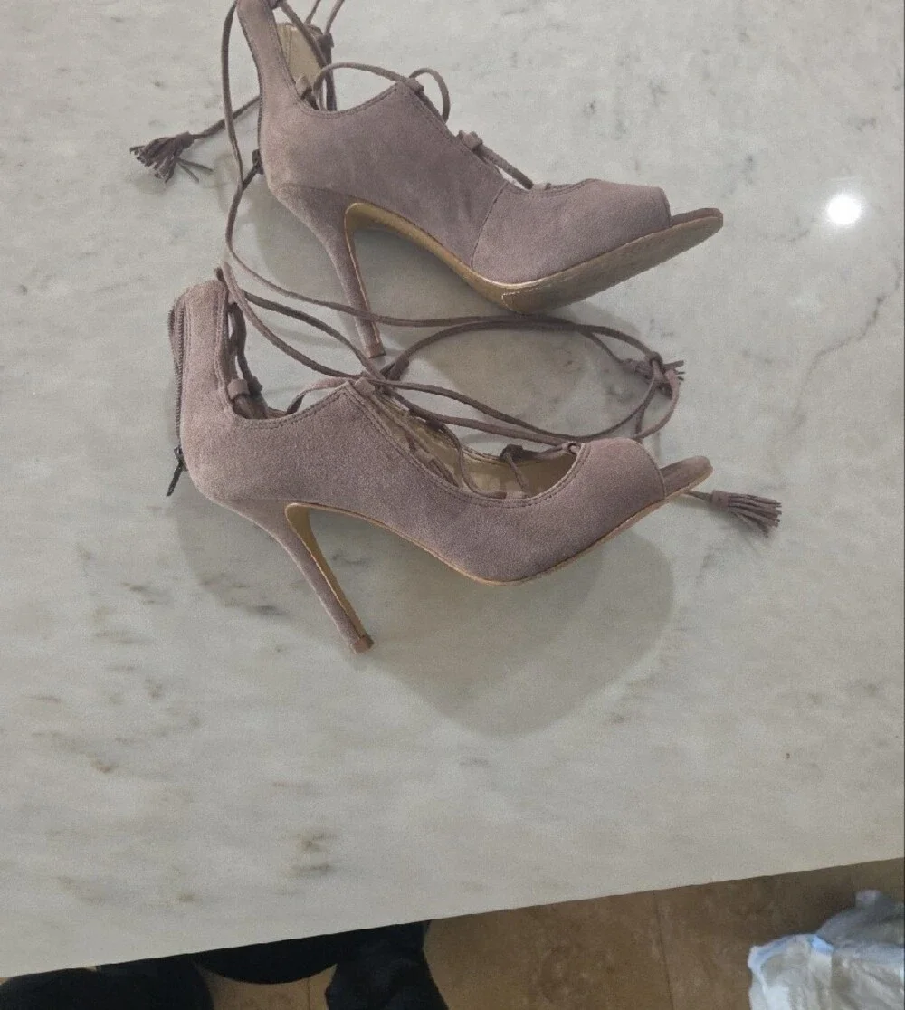 Vince Camuto stylish mauve