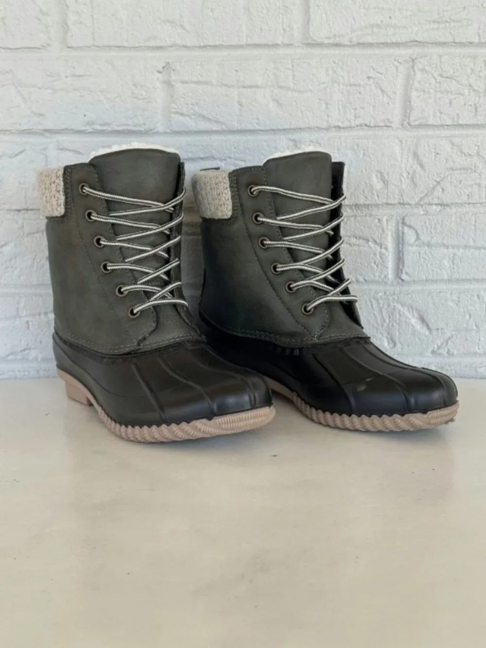 Magellan Mid Sweater Duck Boots Women's 8