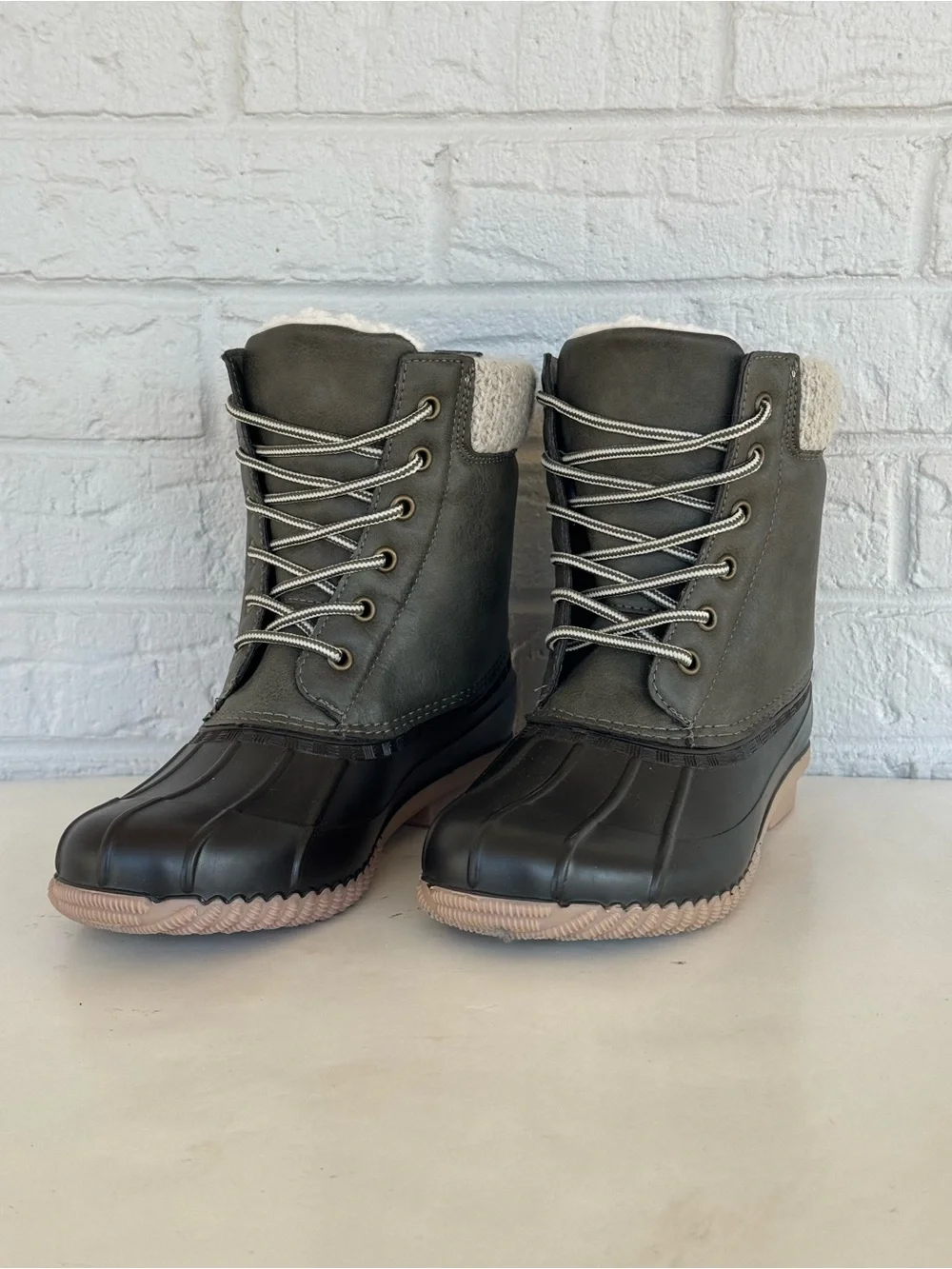 Magellan Outdoors ✨gray black