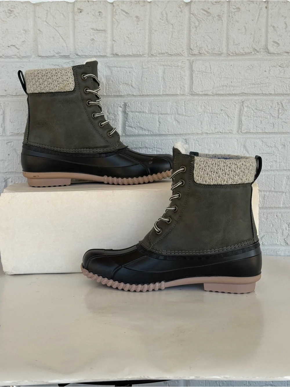 Magellan Outdoors ✨gray black