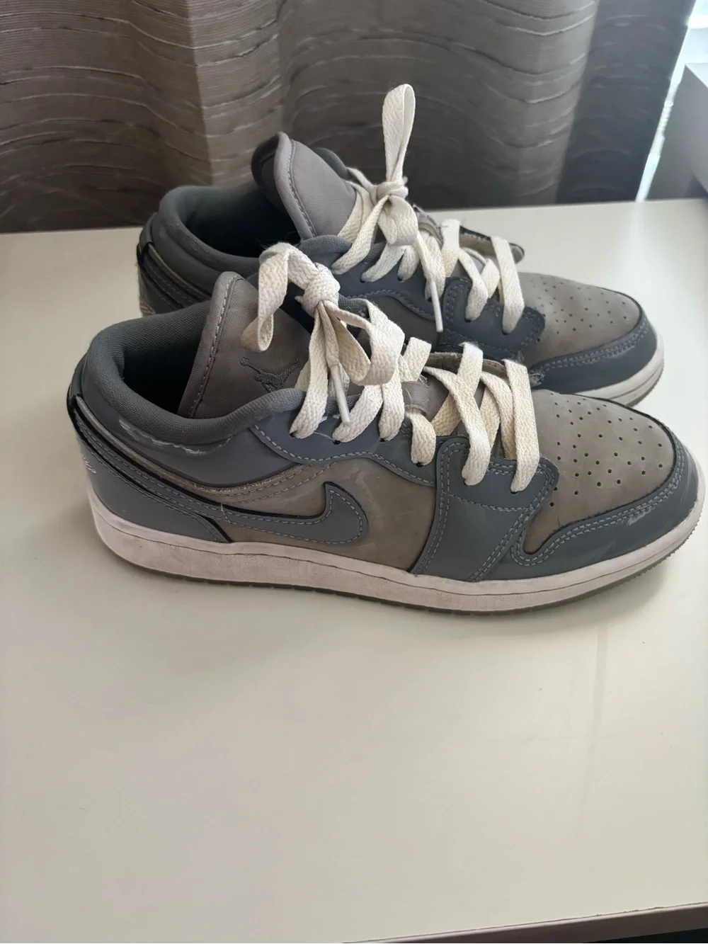 Jordan 1 Low KIDS Sneakers - Grey/White