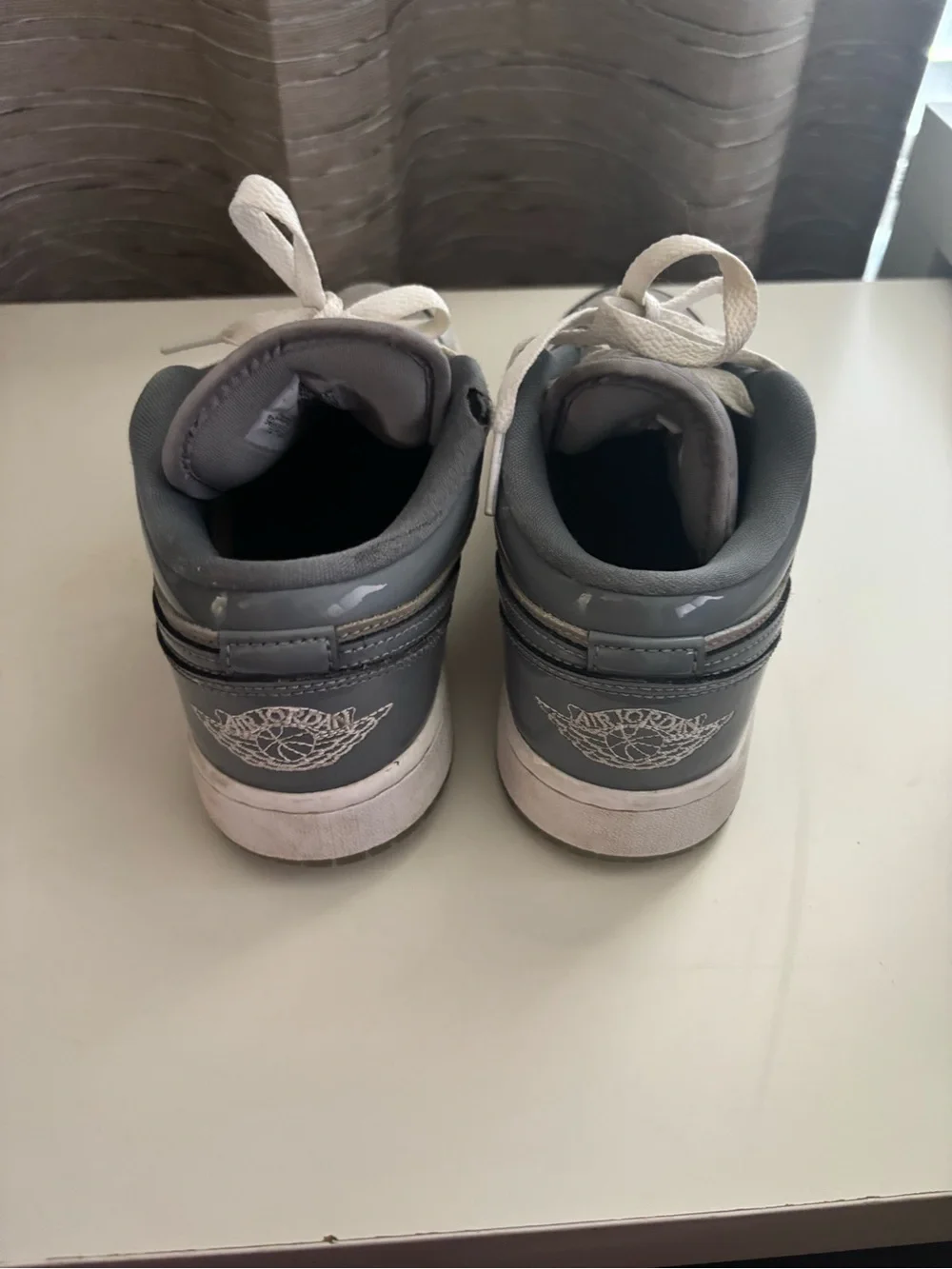 Jordan 1 Low KIDS Sneakers - Grey/White