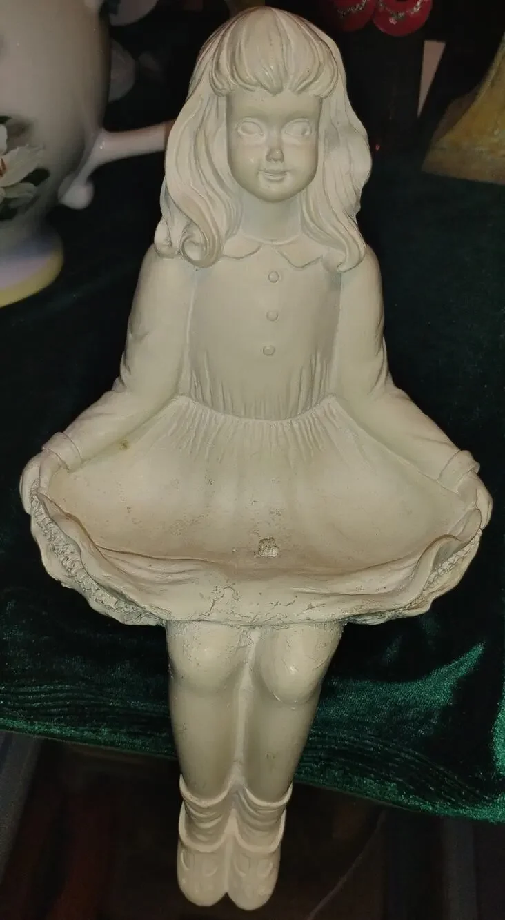Vintage Style Girl Shelf Sitter Figurine Ivory Cream 10