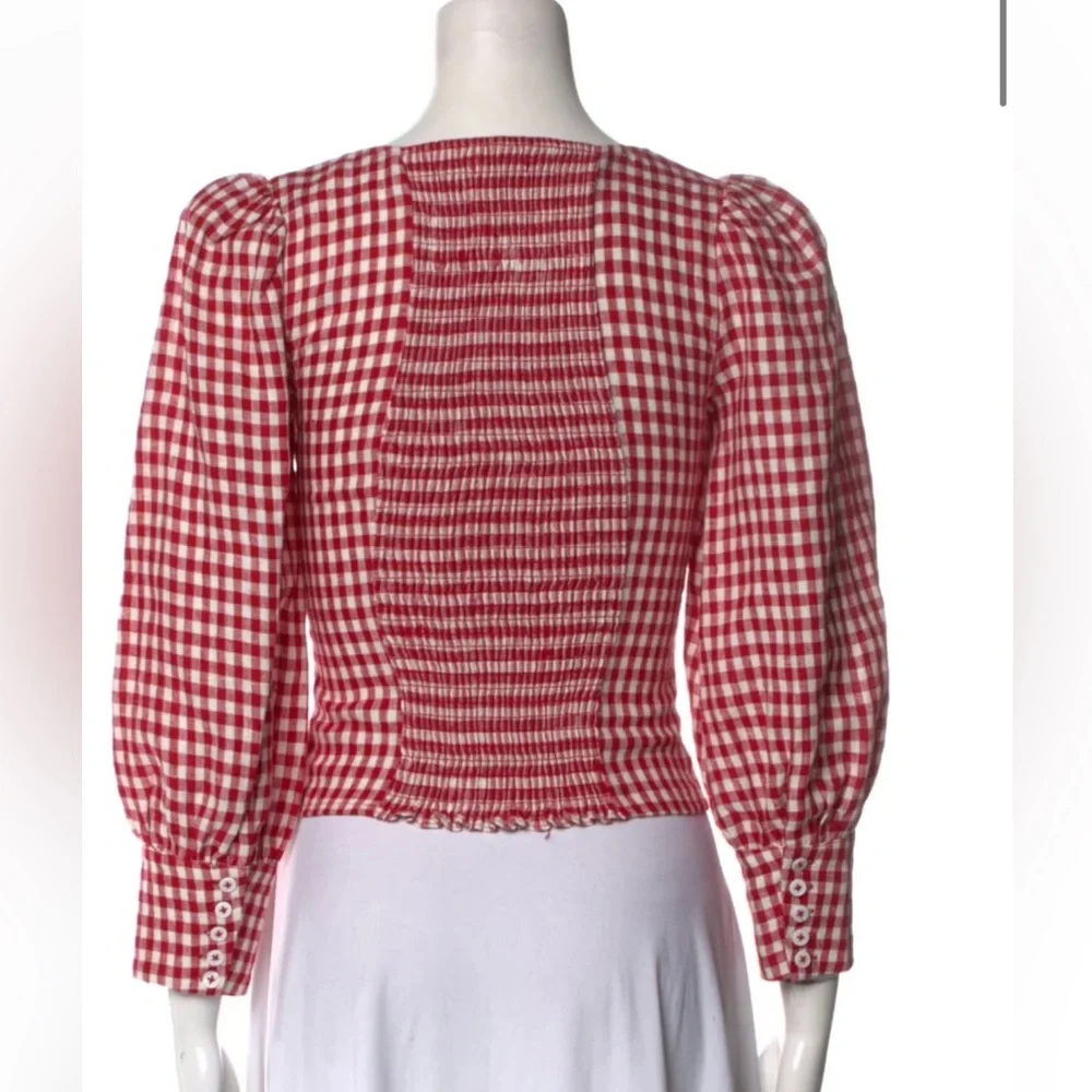 Reformation stylish square