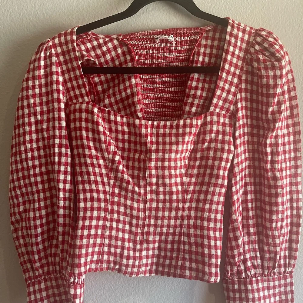 Reformation stylish square