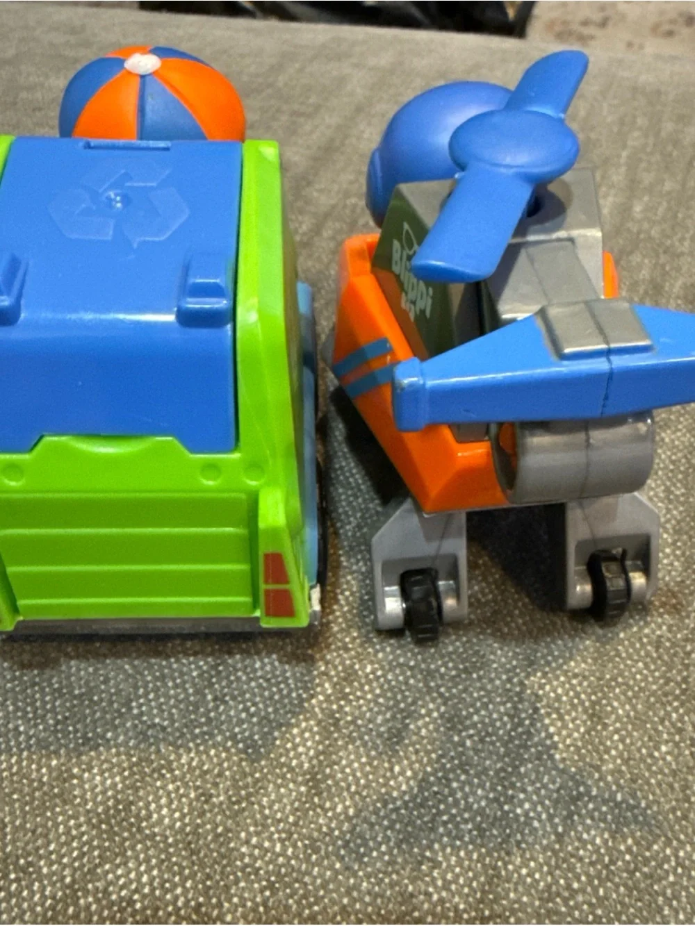 Jazwares bright blue