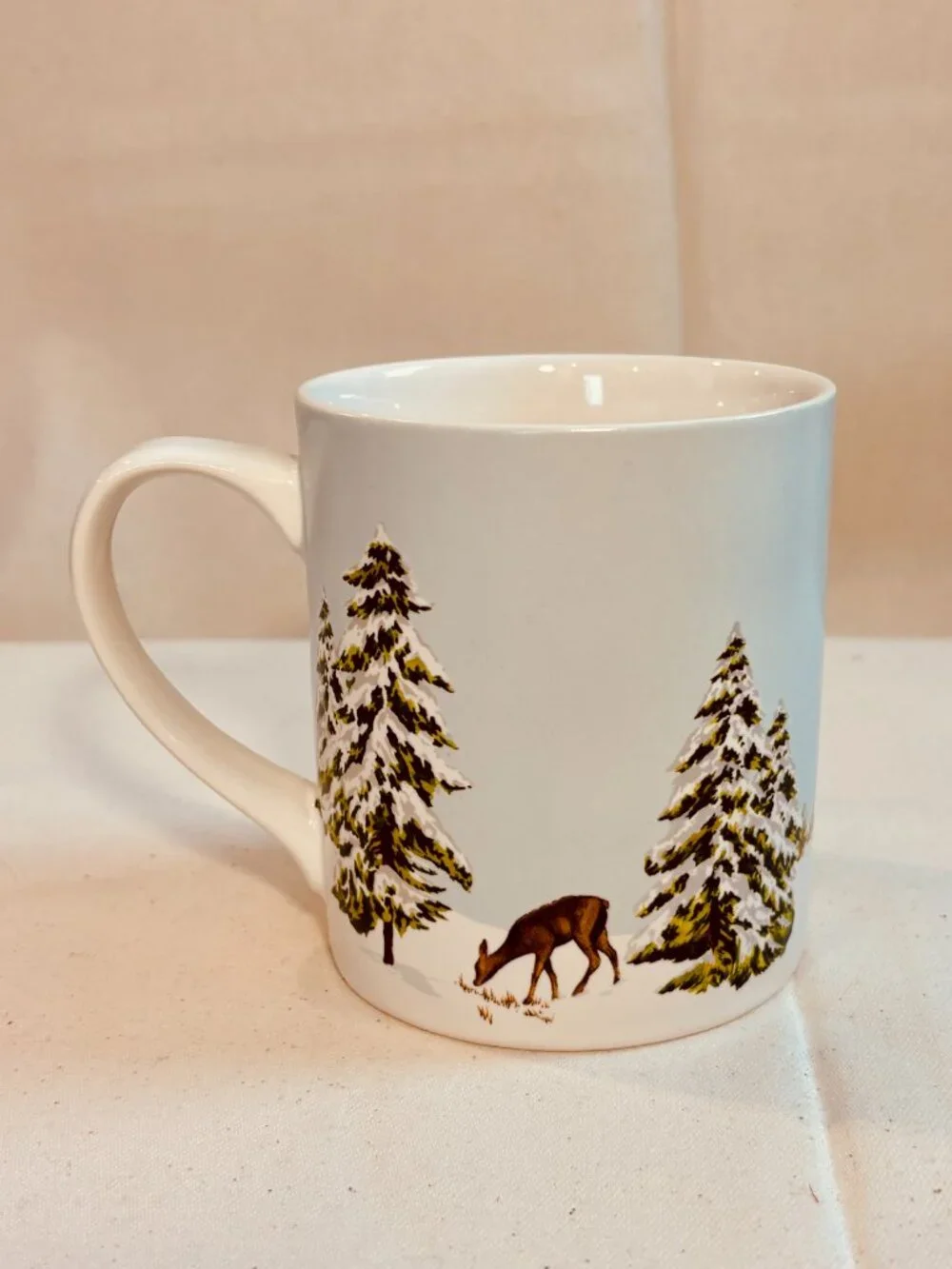 Williams Sonoma Christmas Mug Santa Sleigh Deer Snowy Cabin Winter Holiday
