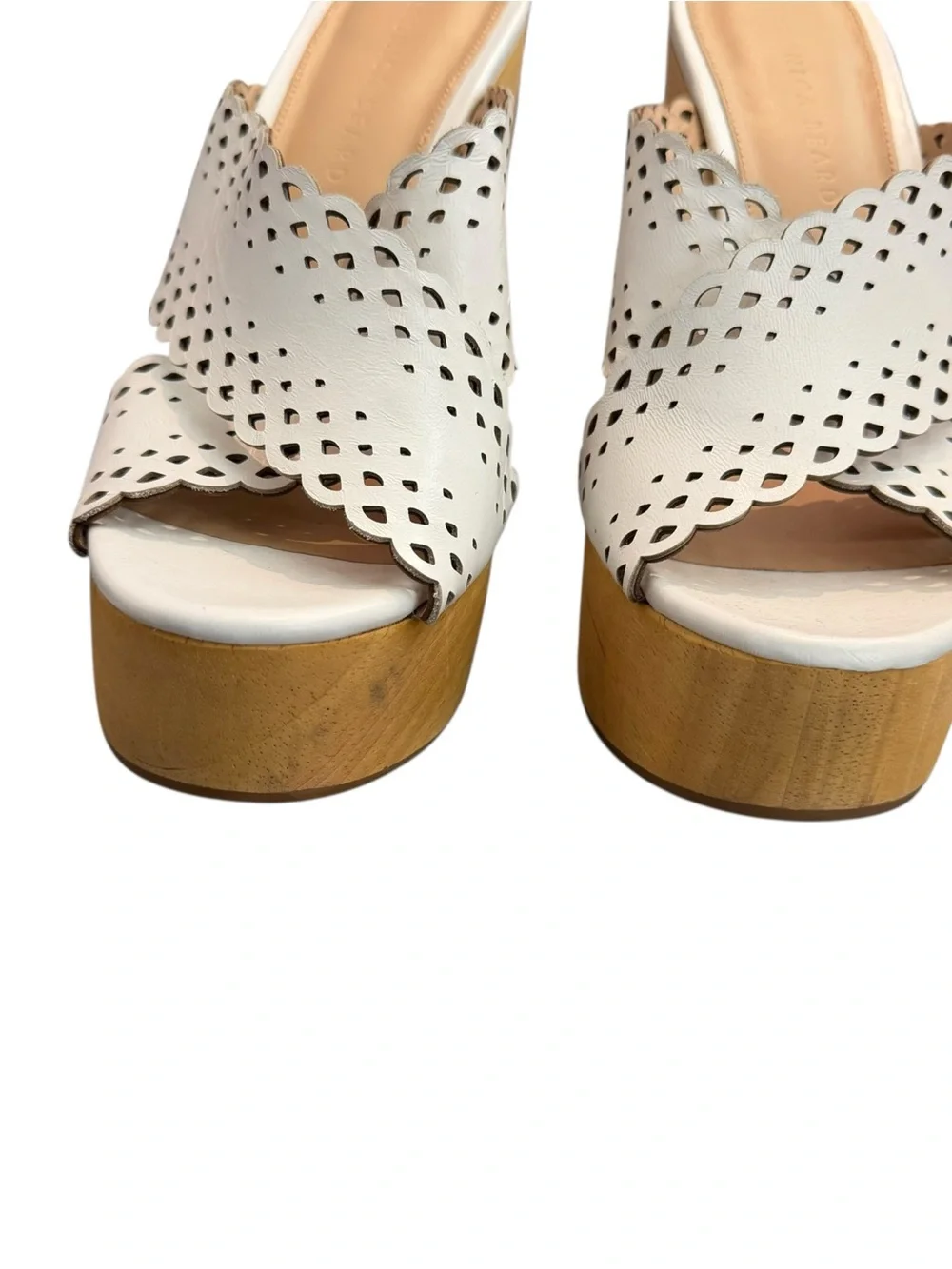 Veronica Beard scalloped perforated