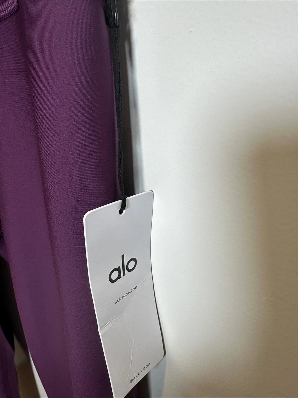 ALO Yoga supportive four