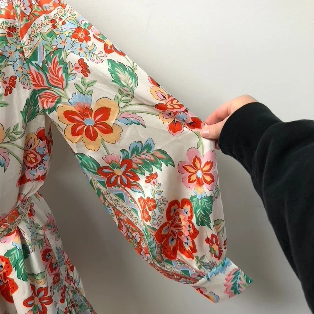 Fate vibrant floral