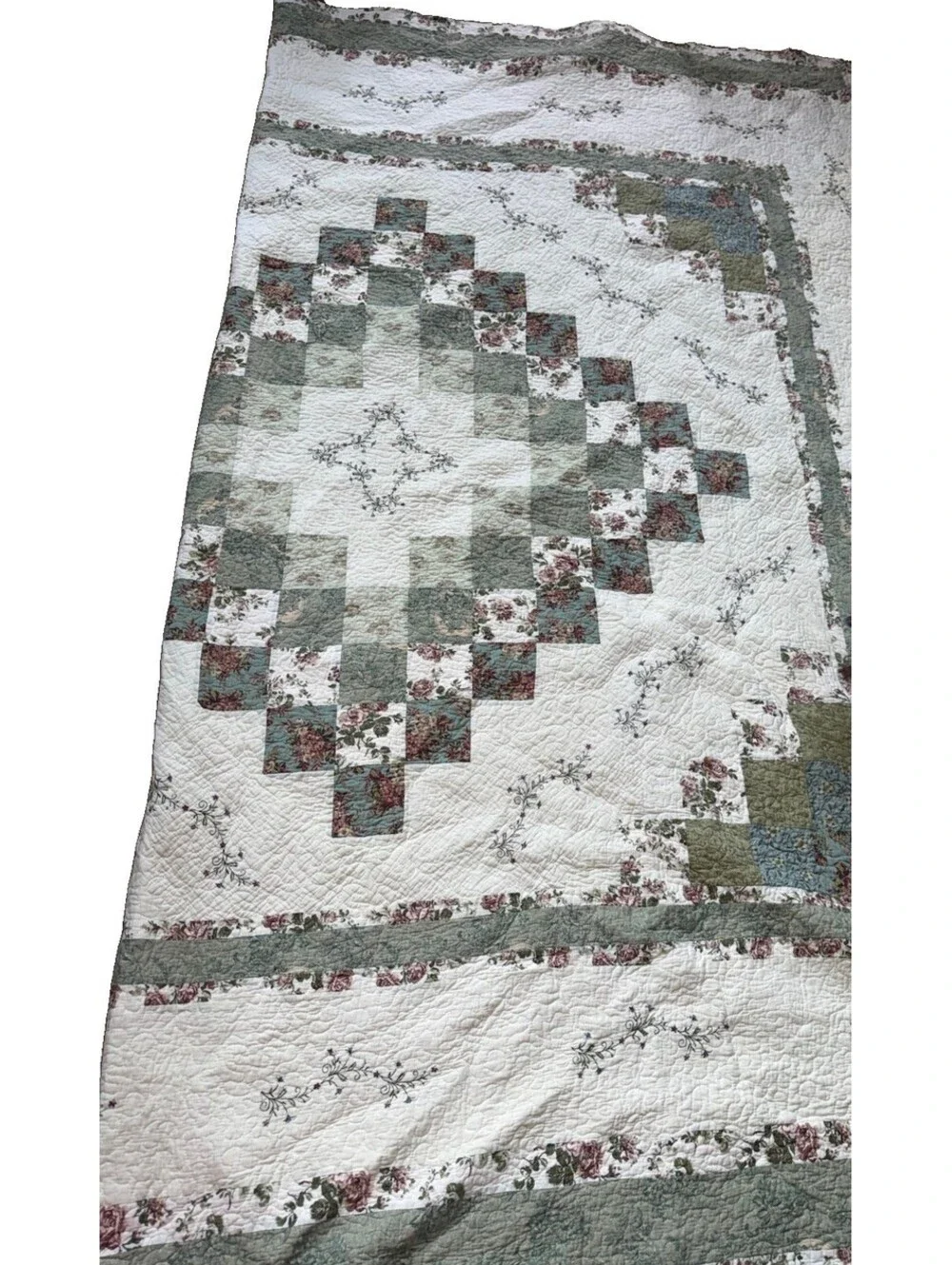Vintage Queen Cotton Quilt, bedspread Embroidery Flowers, cottagecore, country