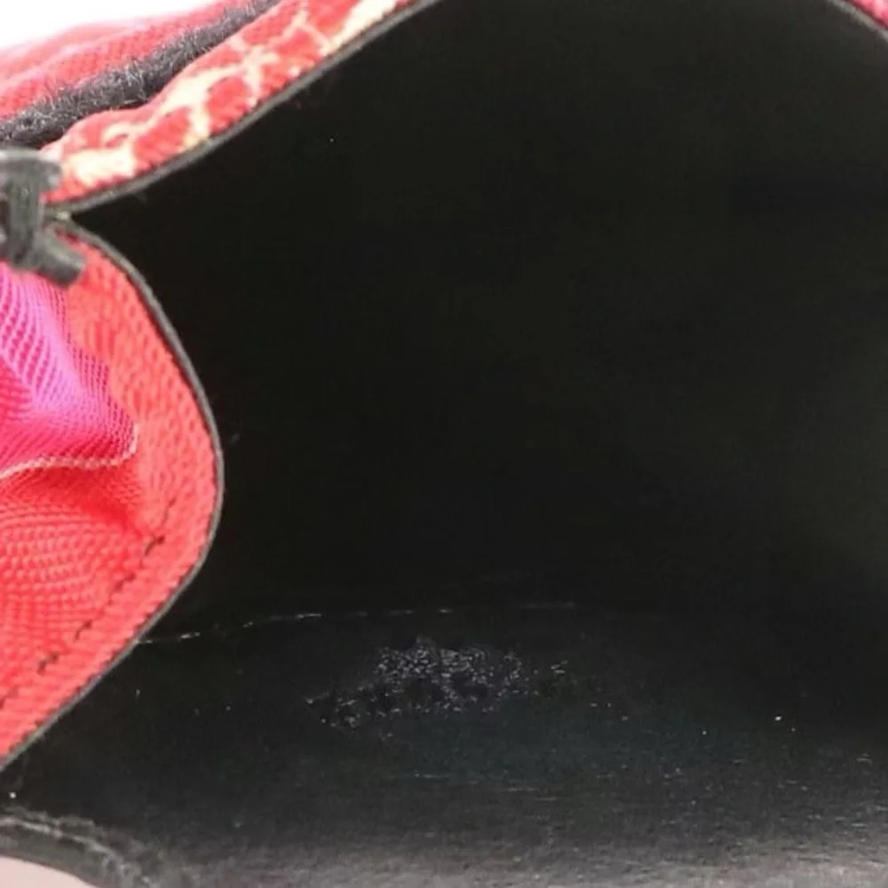 Gucci elegant case