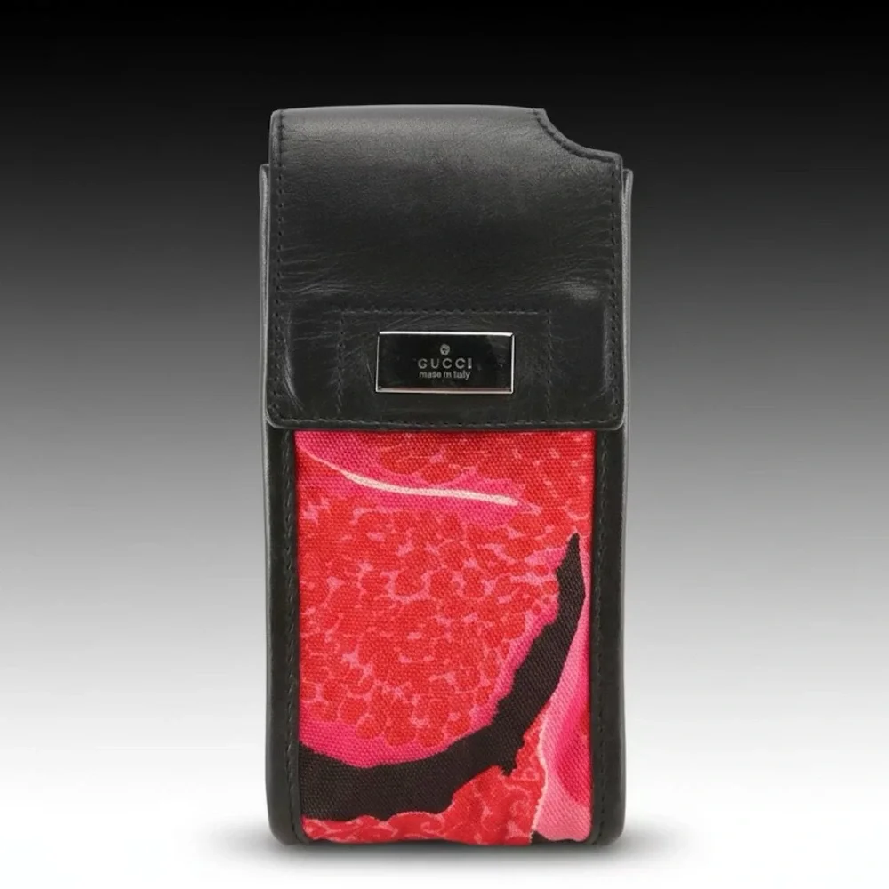 Gucci elegant case