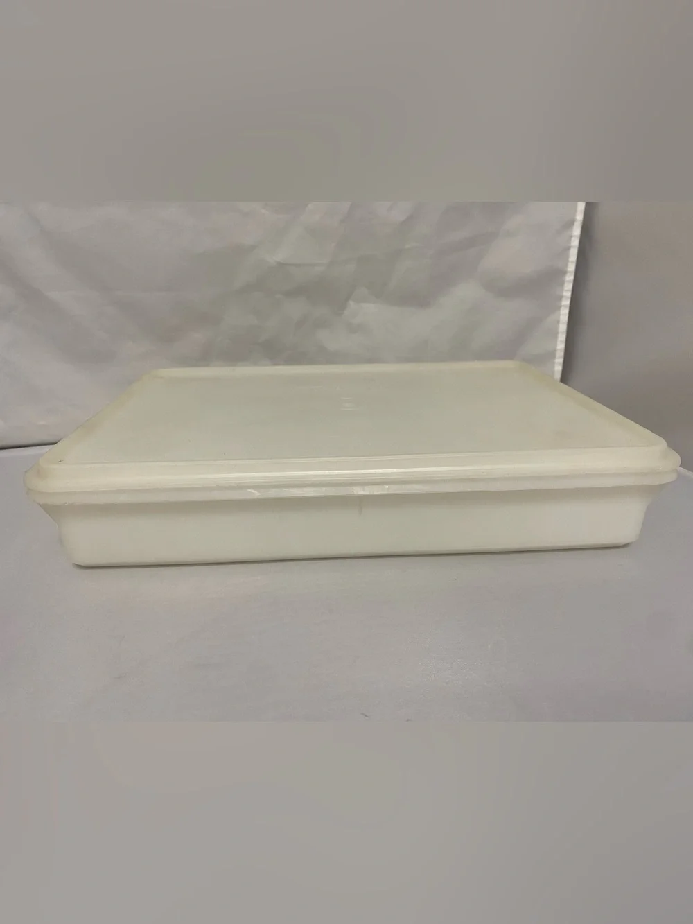 Tupperware White Rectangular Food Storage Container with Lid