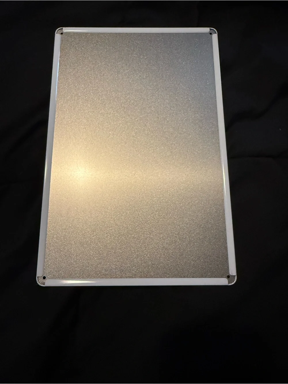 N/A metal sign