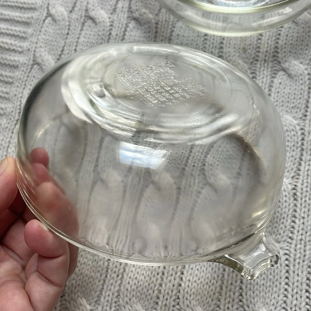 Pyrex four vtg