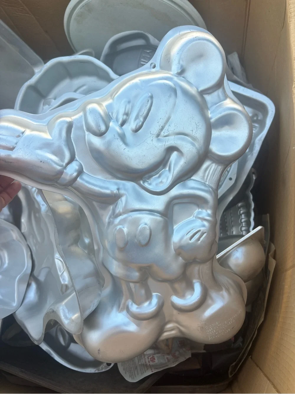 Wilton collection metal