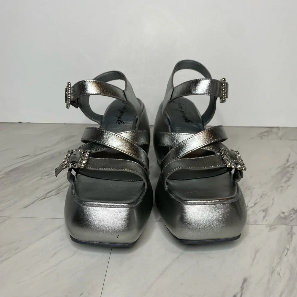 New! Free People Brooklyn Silver Leather Ankle Strap Sandal 9 1/2