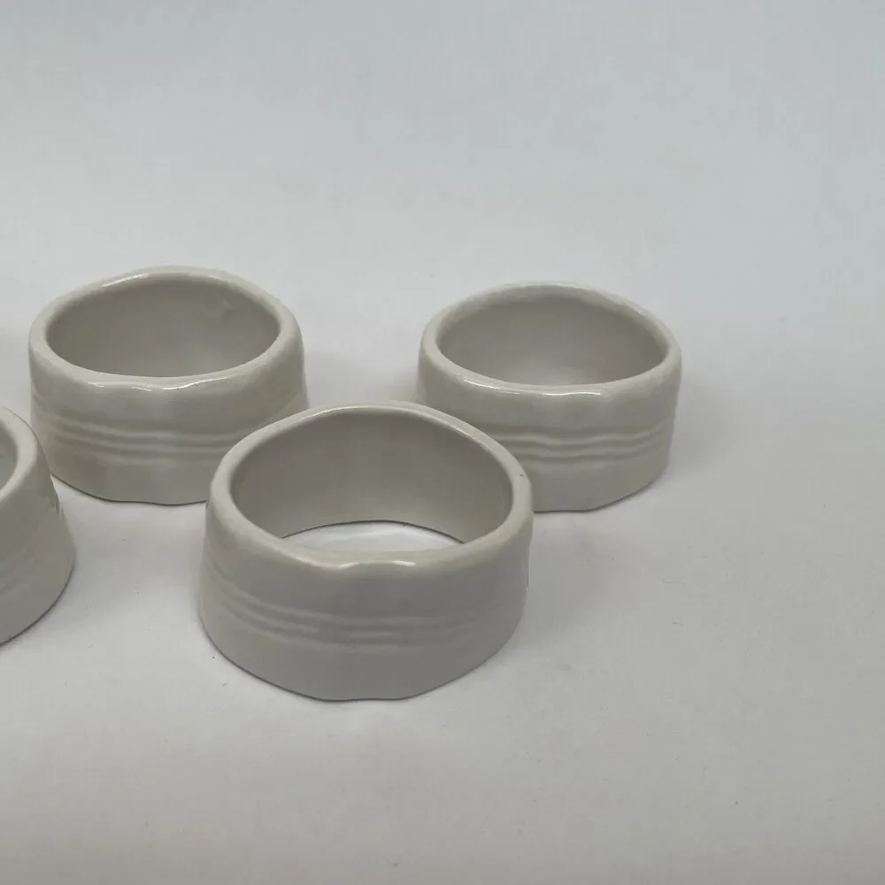 Unbranded napkin rings