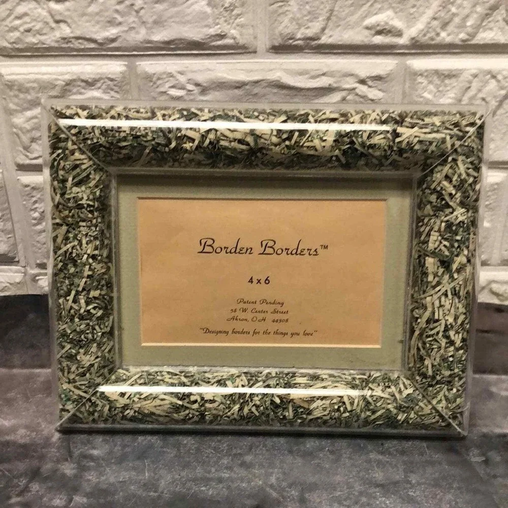 borden borders super cool