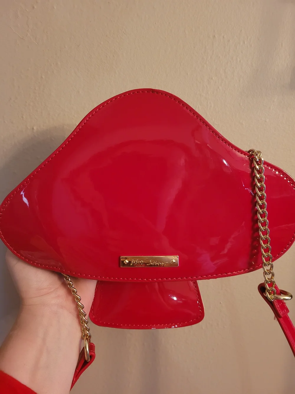 Betsey Johnson betsey johnson