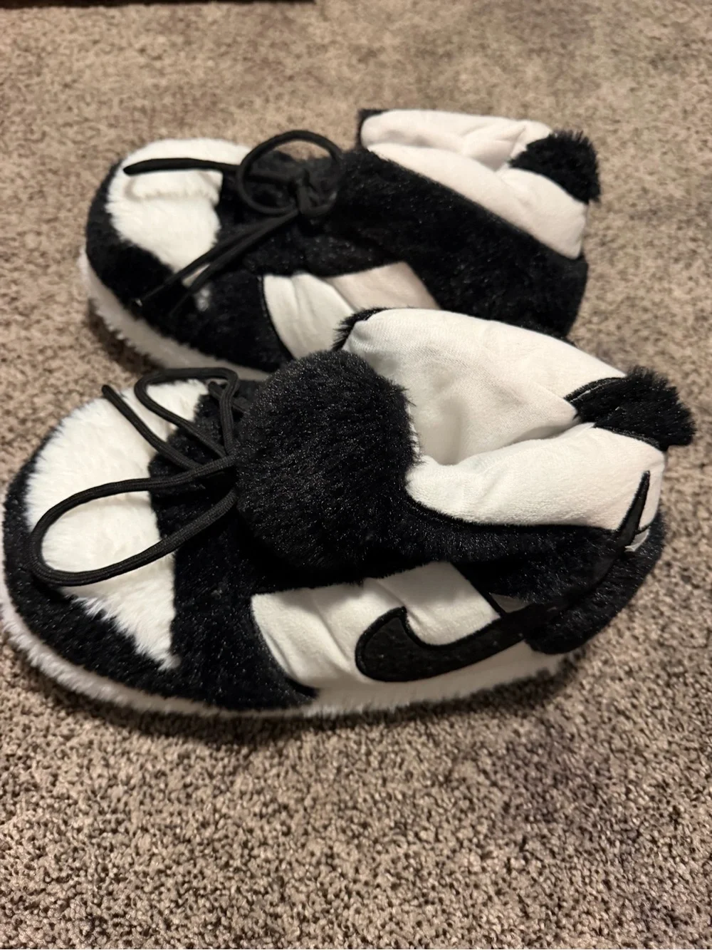 N/A cozy black