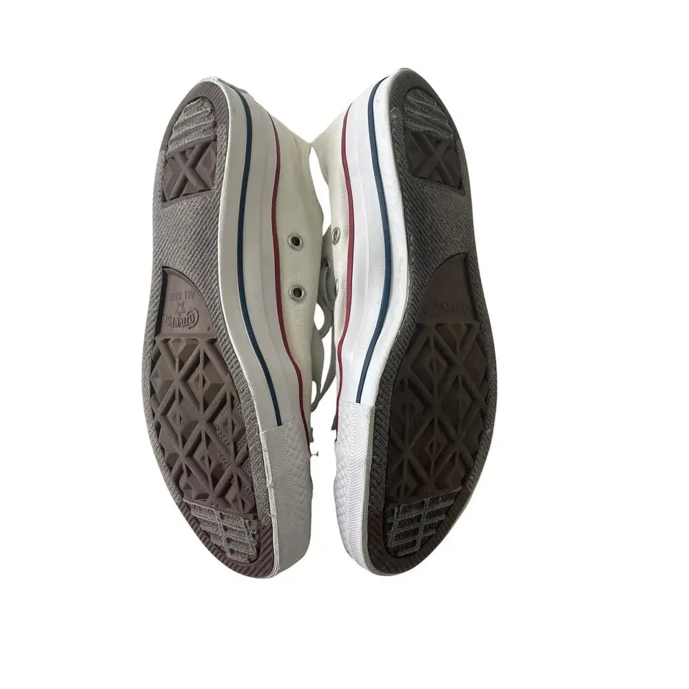 Converse classic pair